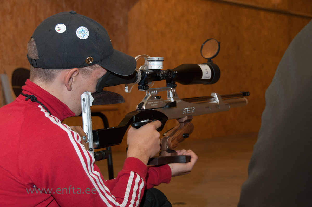 Rein Jr Reinu, Steyr LG 110 Field Target, Nikko Stirling Targetmaster 10-50x60